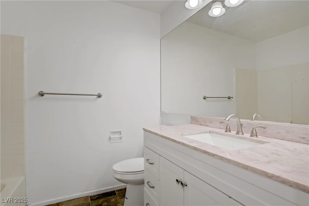 205 Derwent, Las Vegas, NV 89144