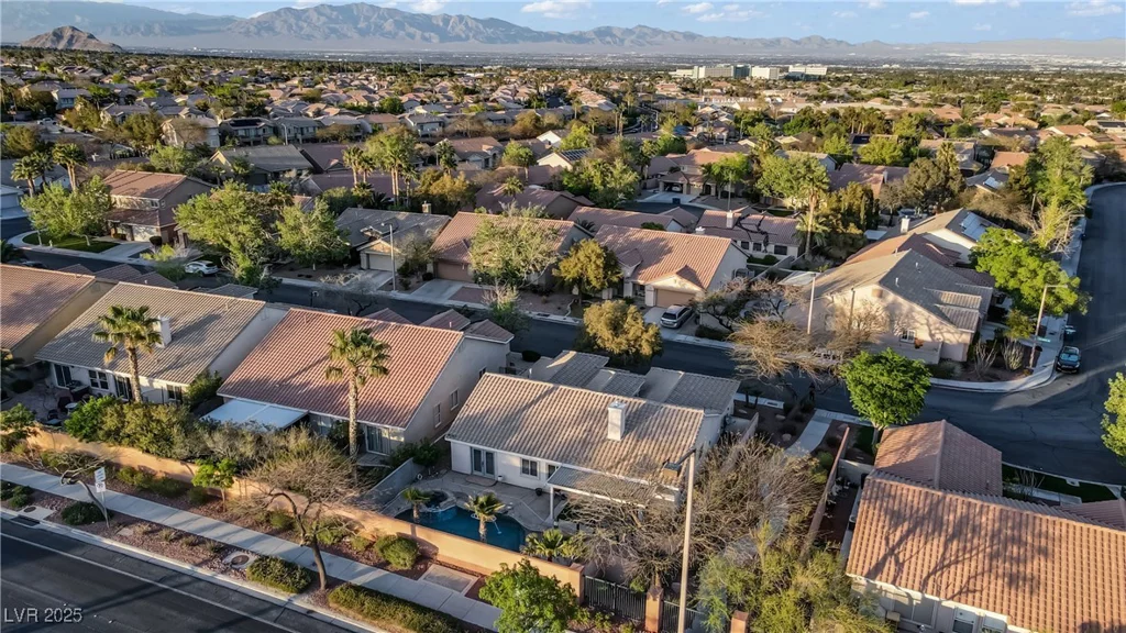 205 Derwent, Las Vegas, NV 89144