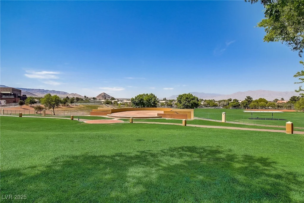 205 Derwent, Las Vegas, NV 89144