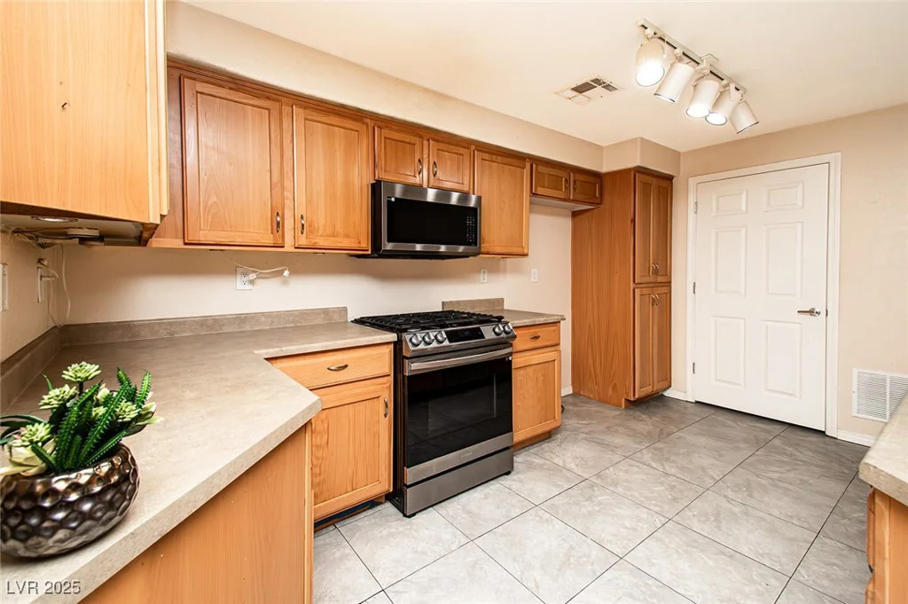 8777 Maule, Las Vegas, NV 89148
