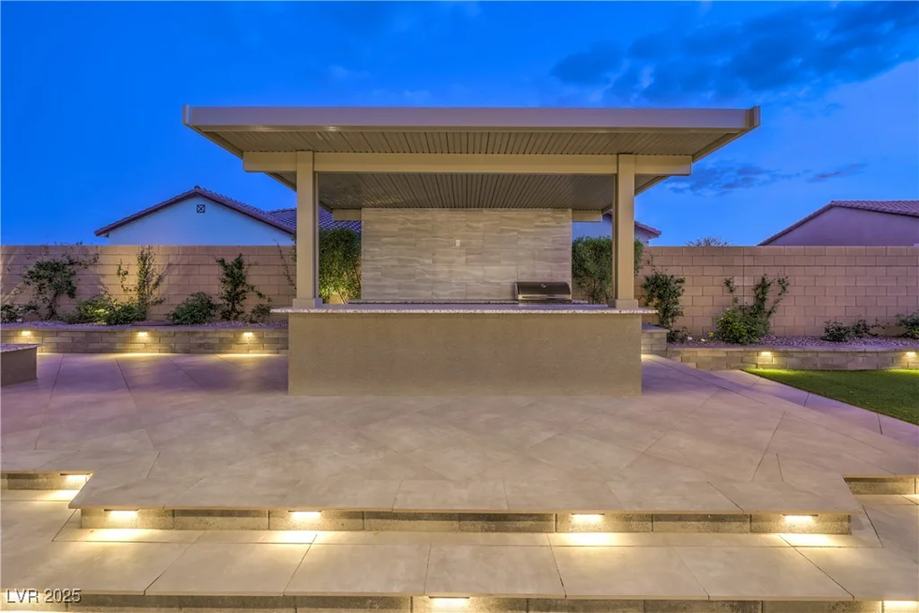 8445 Tenaya, Las Vegas, NV 89113