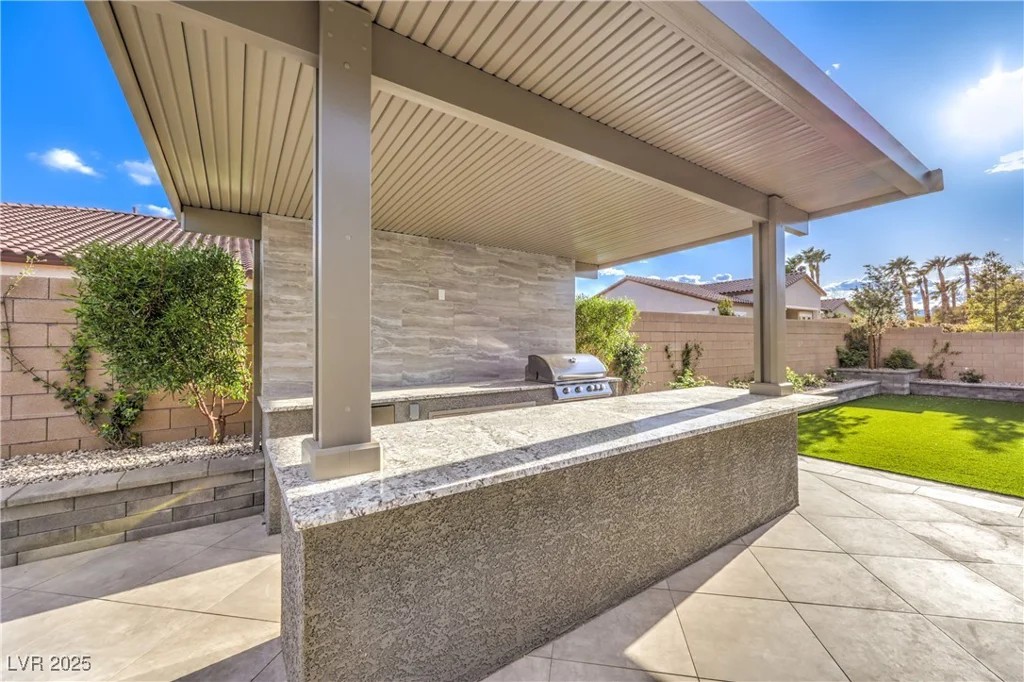 8445 Tenaya, Las Vegas, NV 89113