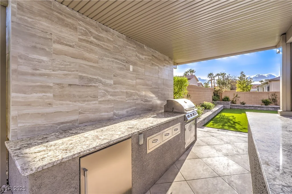 8445 Tenaya, Las Vegas, NV 89113
