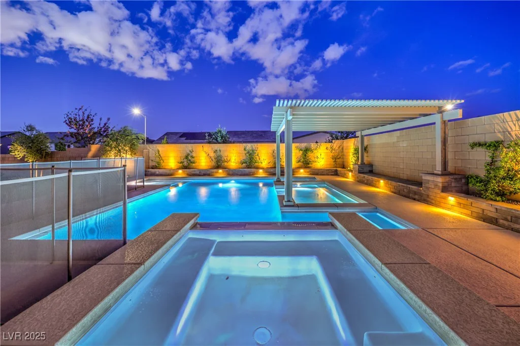 8445 Tenaya, Las Vegas, NV 89113