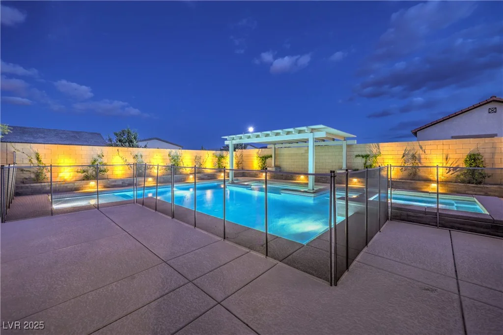 8445 Tenaya, Las Vegas, NV 89113