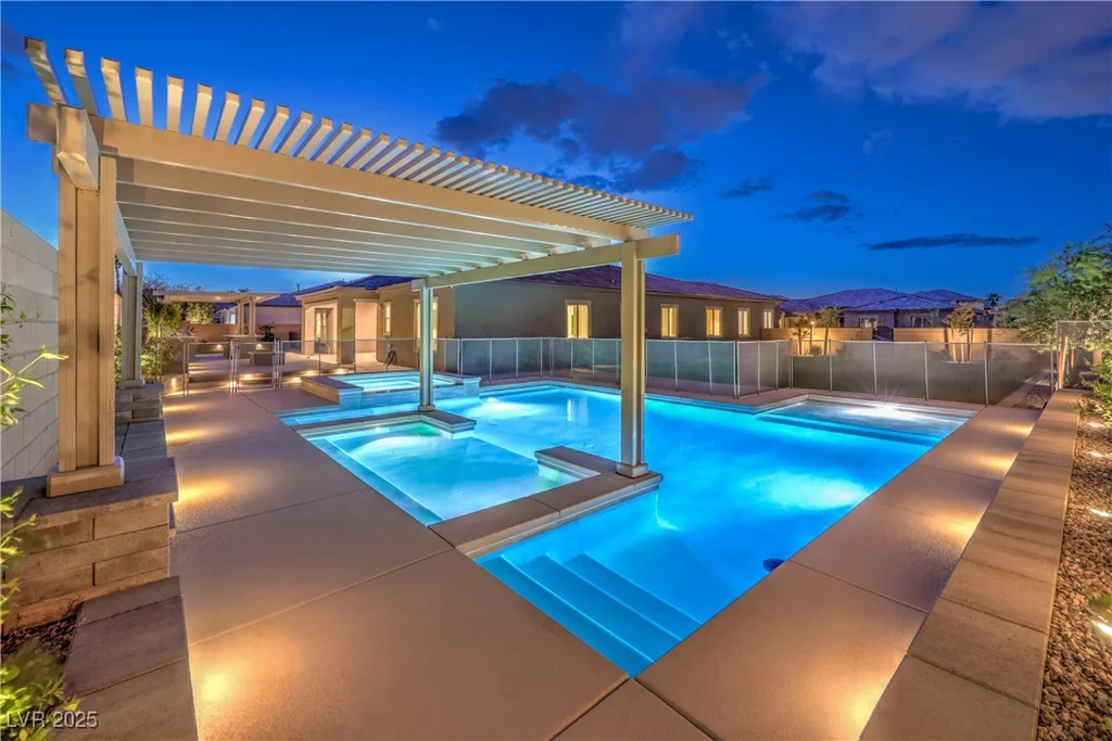 8445 Tenaya, Las Vegas, NV 89113