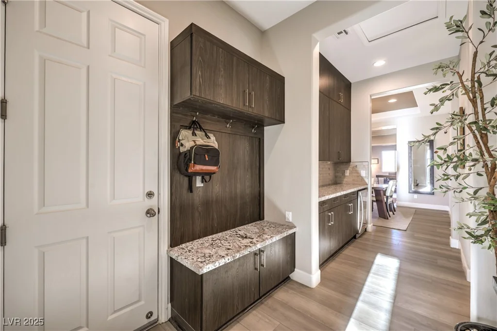 8445 Tenaya, Las Vegas, NV 89113