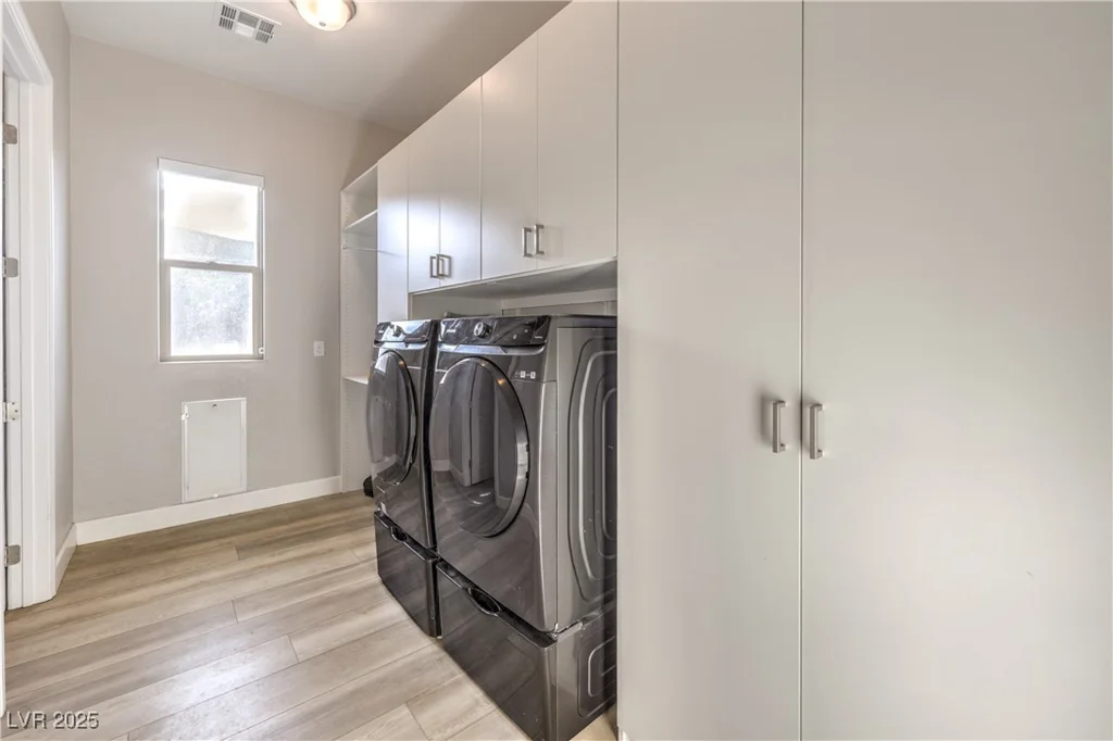 8445 Tenaya, Las Vegas, NV 89113