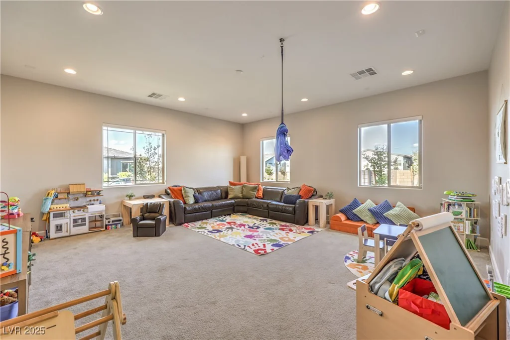 8445 Tenaya, Las Vegas, NV 89113