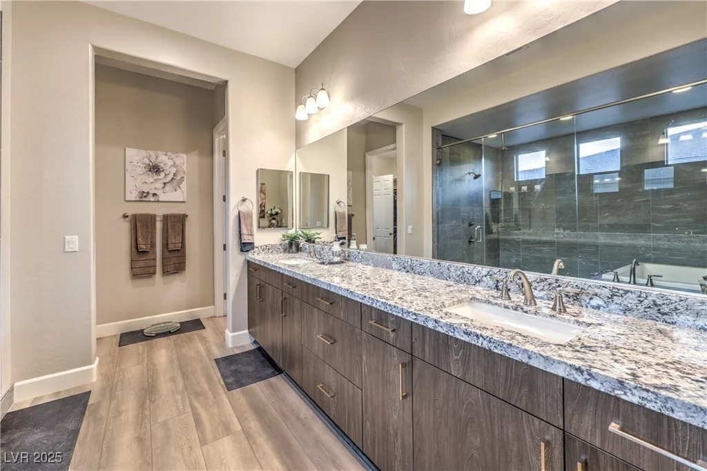 8445 Tenaya, Las Vegas, NV 89113