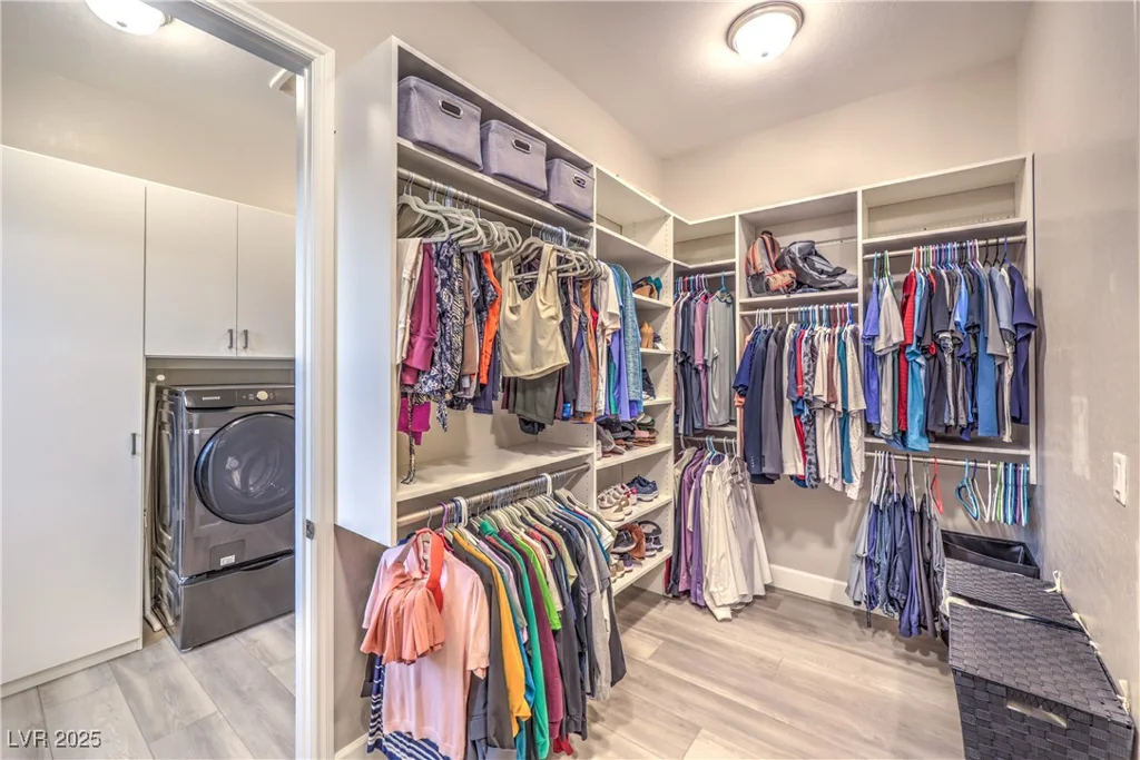 8445 Tenaya, Las Vegas, NV 89113