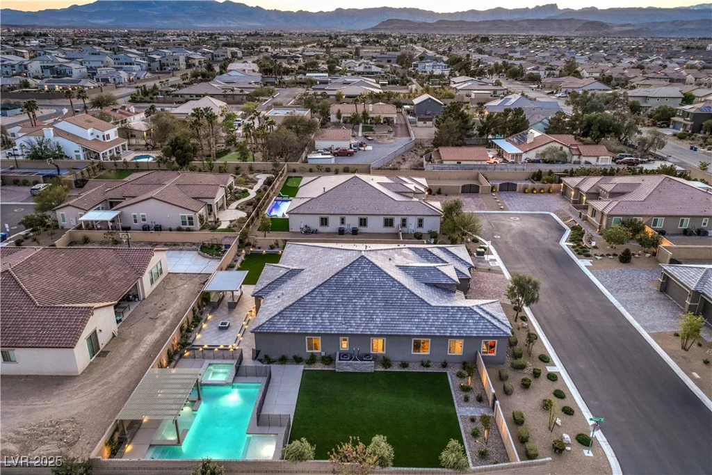 8445 Tenaya, Las Vegas, NV 89113