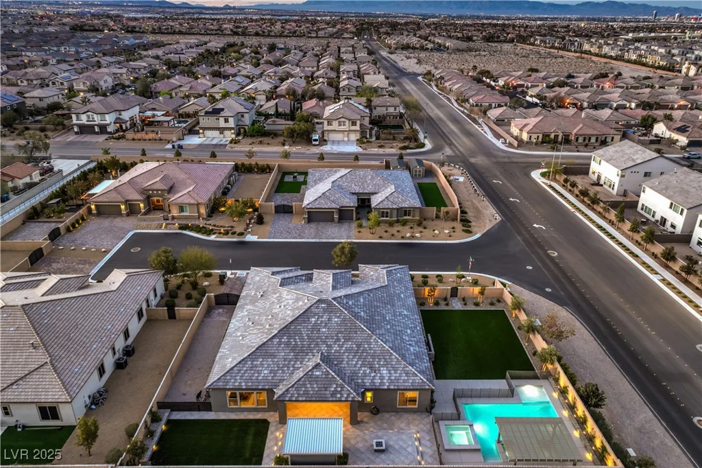 8445 Tenaya, Las Vegas, NV 89113