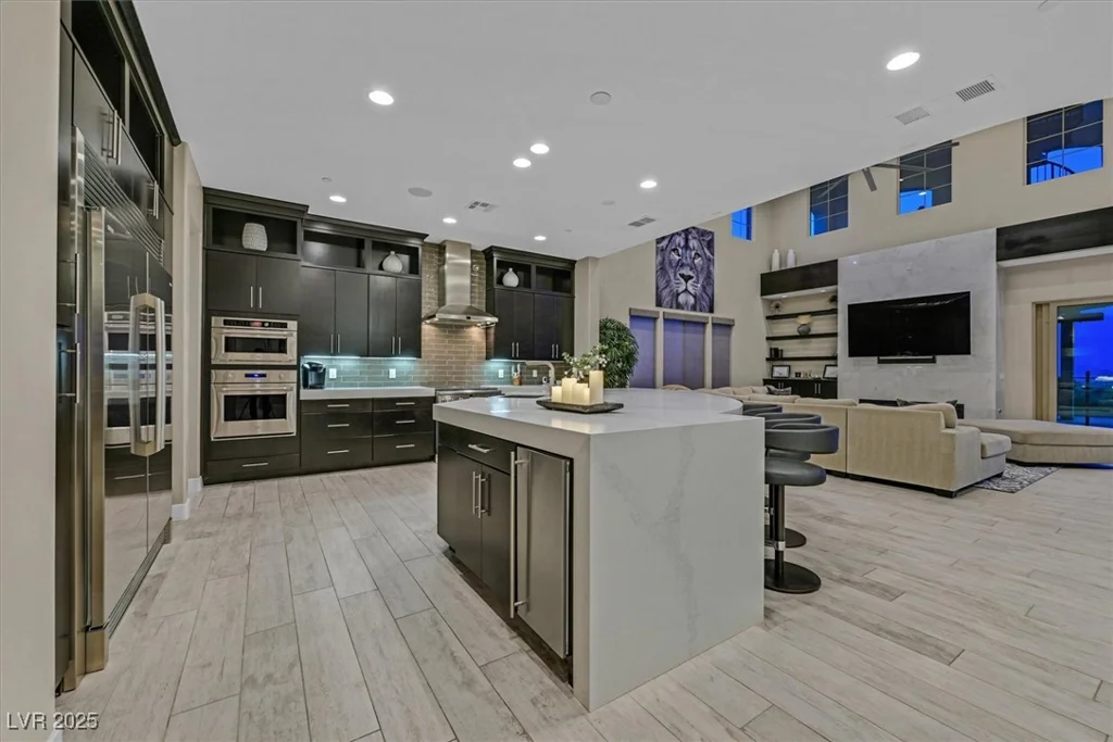 10 Olympia Outlook, Las Vegas, NV 89141