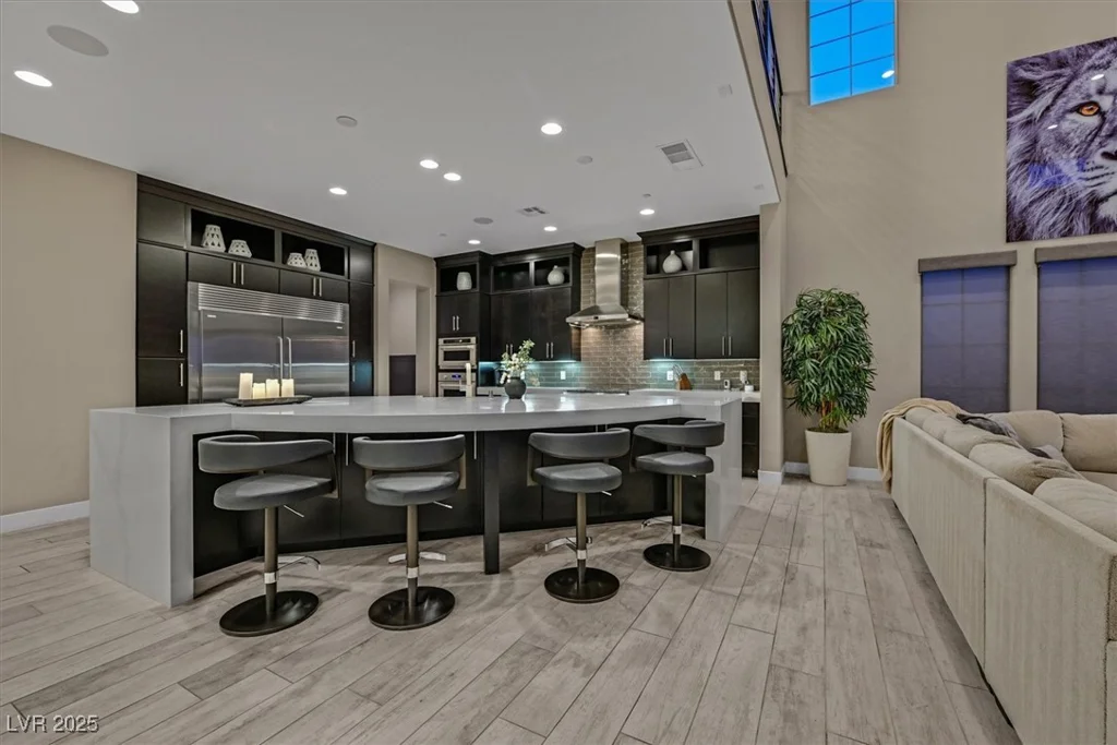 10 Olympia Outlook, Las Vegas, NV 89141