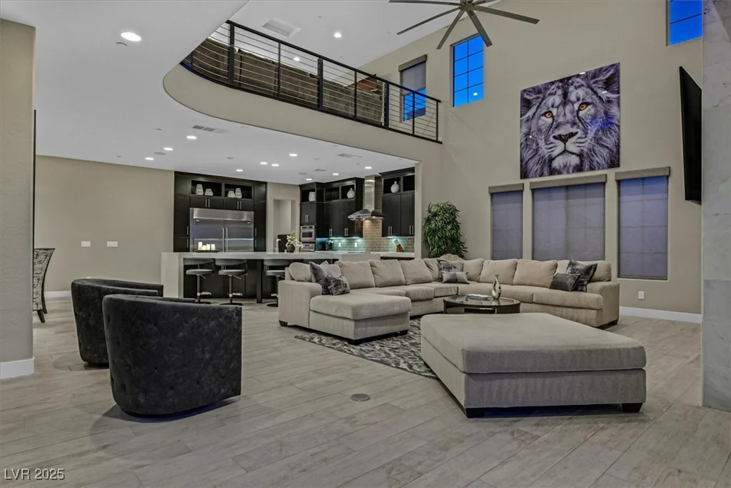 10 Olympia Outlook, Las Vegas, NV 89141