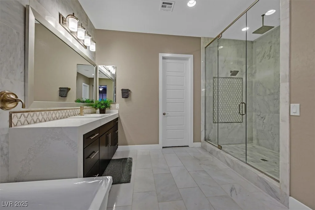 10 Olympia Outlook, Las Vegas, NV 89141