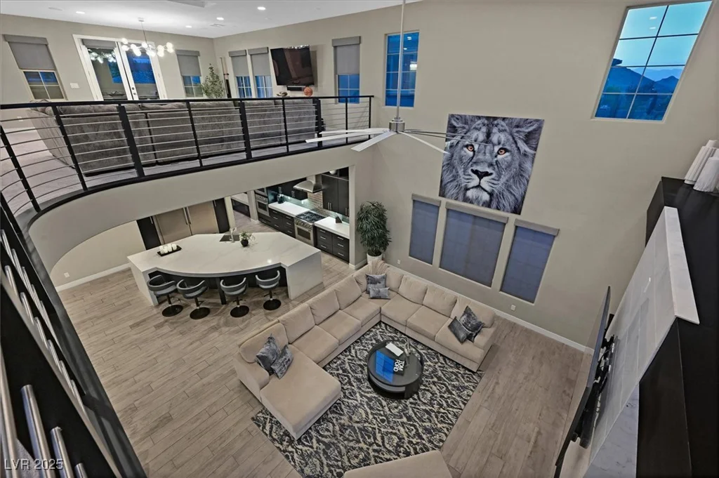 10 Olympia Outlook, Las Vegas, NV 89141