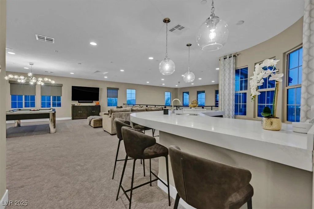 10 Olympia Outlook, Las Vegas, NV 89141