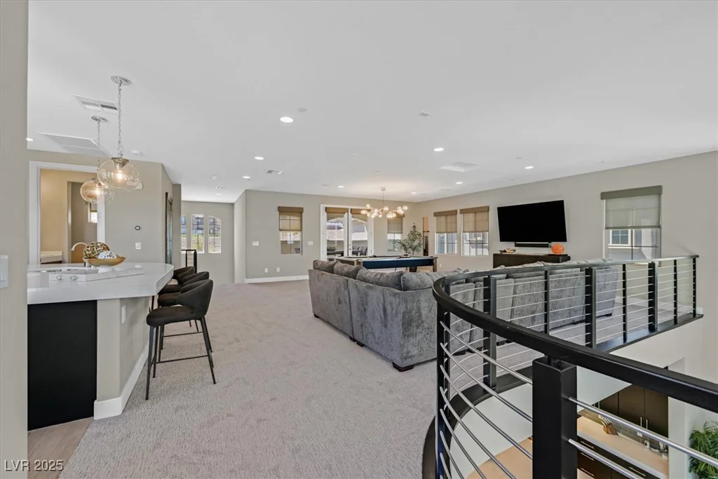 10 Olympia Outlook, Las Vegas, NV 89141