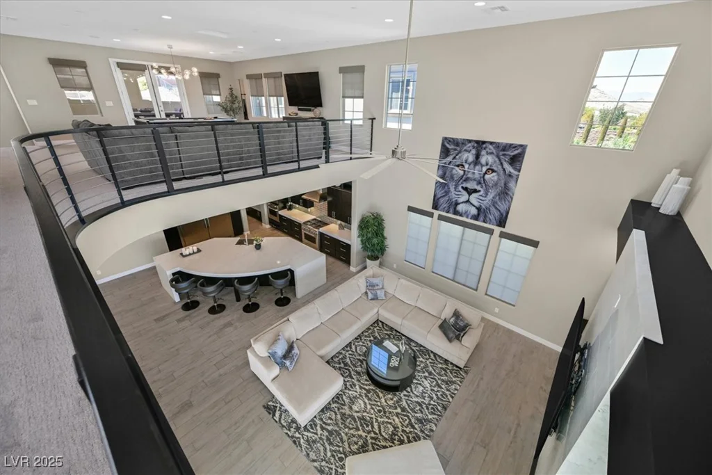 10 Olympia Outlook, Las Vegas, NV 89141