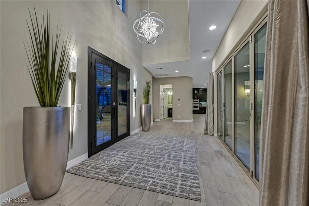 10 Olympia Outlook, Las Vegas, NV 89141