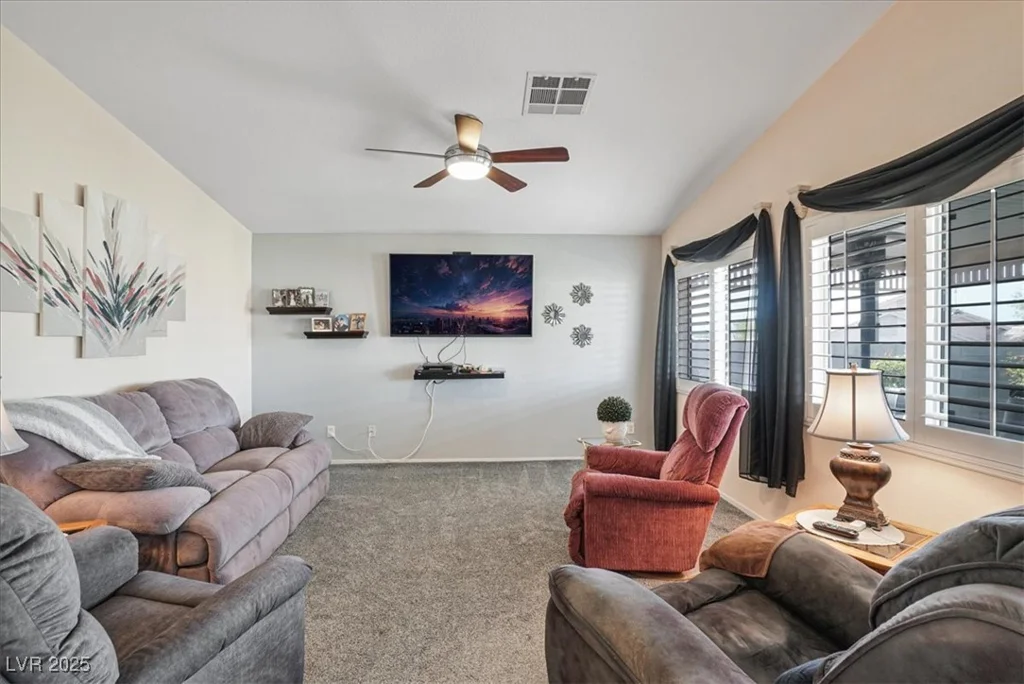 1066 Vanlier, Henderson, NV 89015