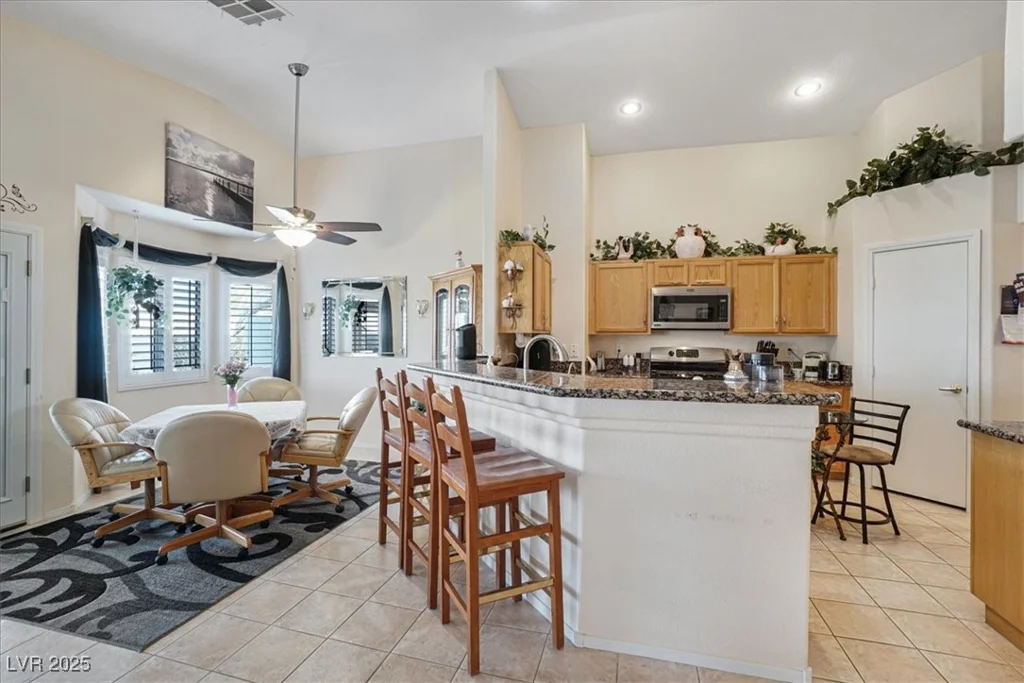 1066 Vanlier, Henderson, NV 89015
