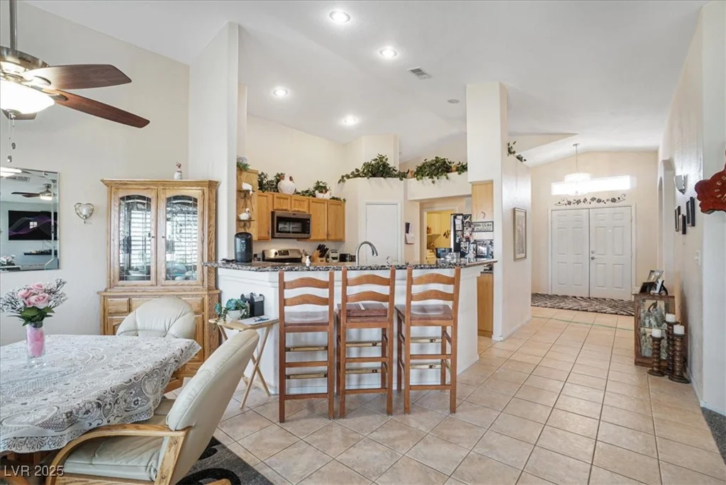 1066 Vanlier, Henderson, NV 89015