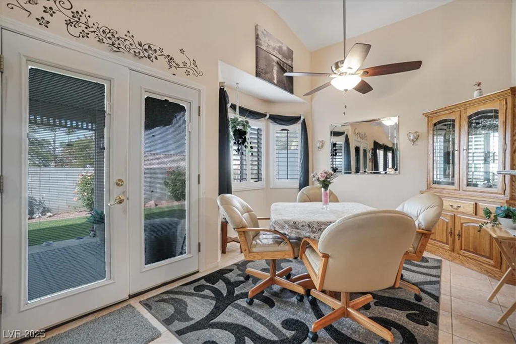 1066 Vanlier, Henderson, NV 89015