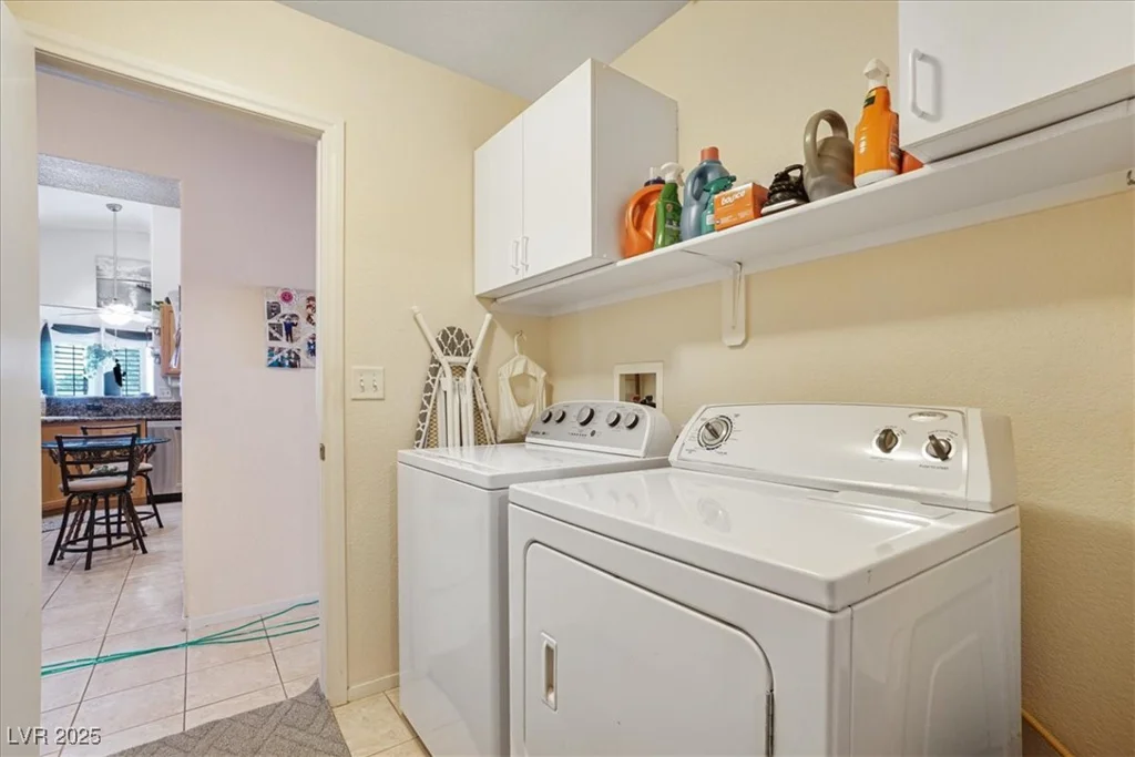 1066 Vanlier, Henderson, NV 89015