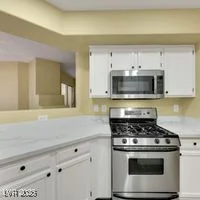698 Racetrack, Henderson, NV 89015