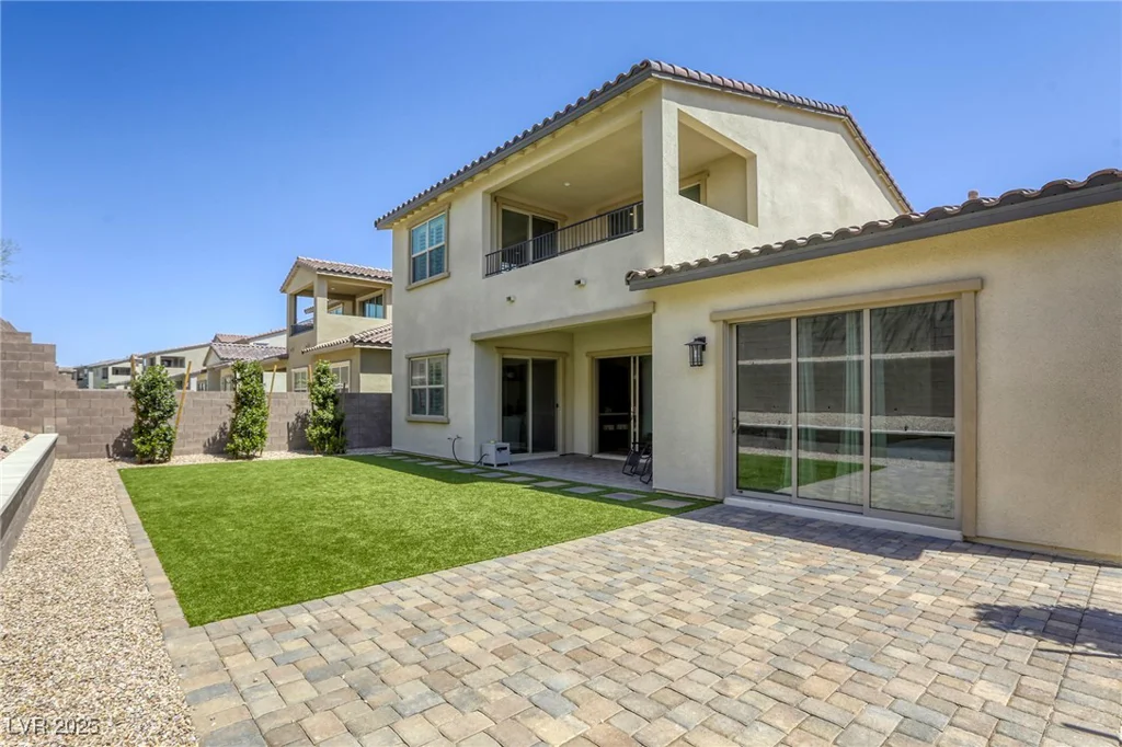 253 Malpaso, Las Vegas, NV 89138