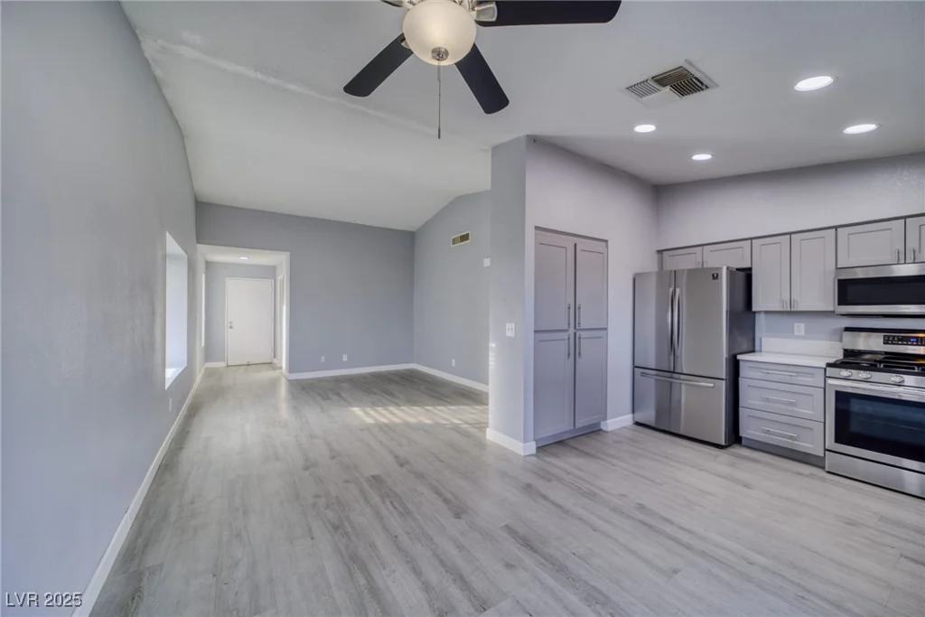 1695 Paloma, Laughlin, NV 89029