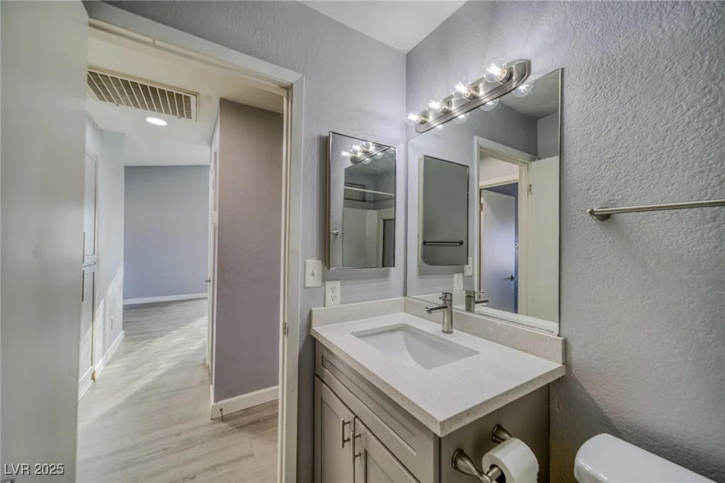 1695 Paloma, Laughlin, NV 89029