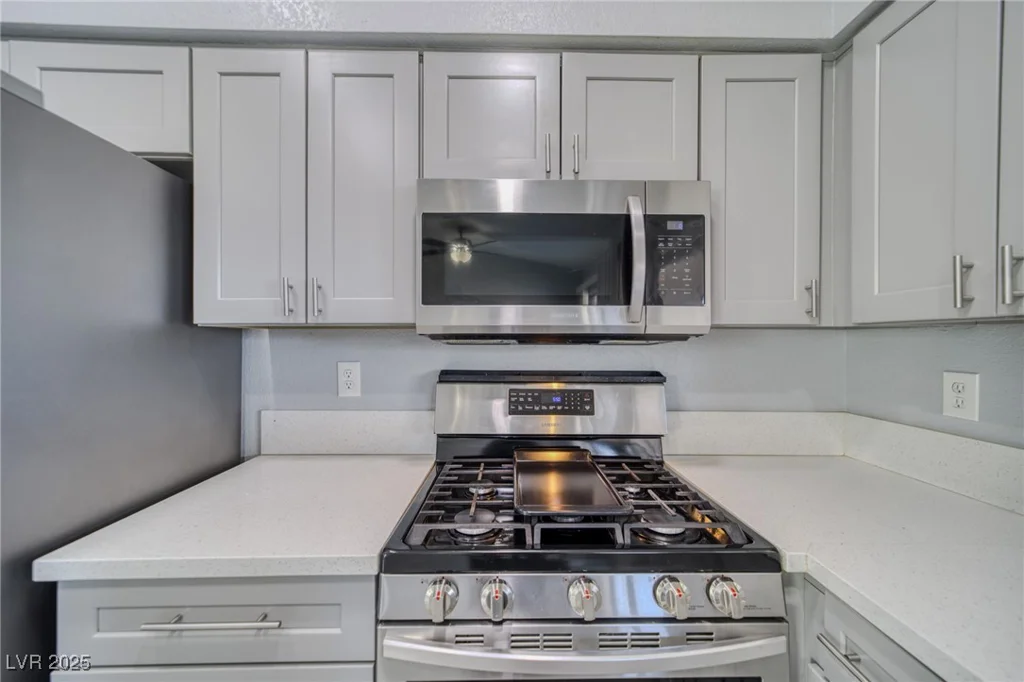 1695 Paloma, Laughlin, NV 89029
