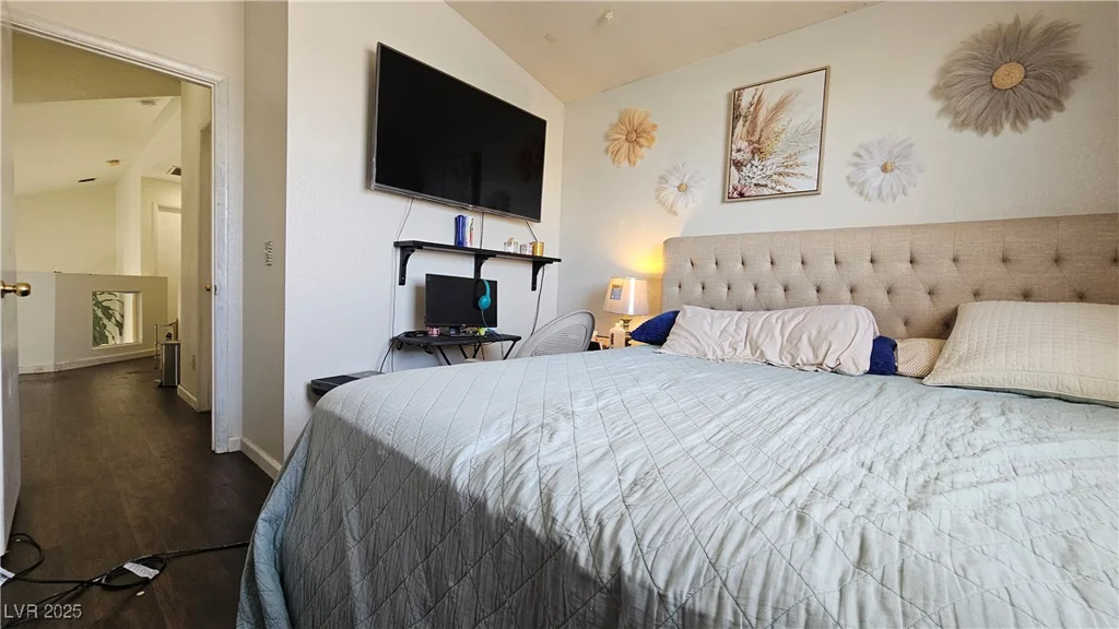 3871 Sir Bret, Las Vegas, NV 89104