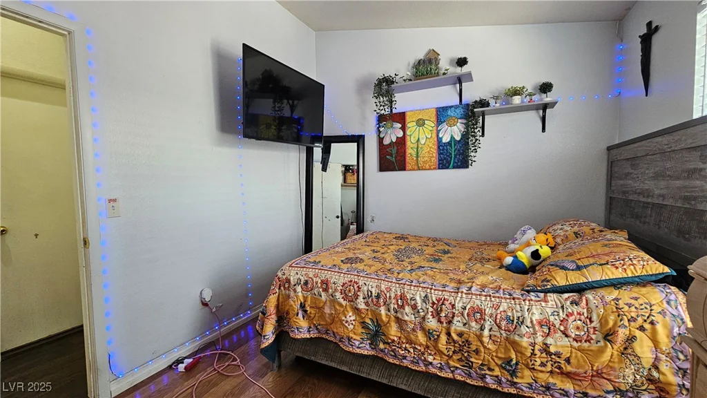 3871 Sir Bret, Las Vegas, NV 89104