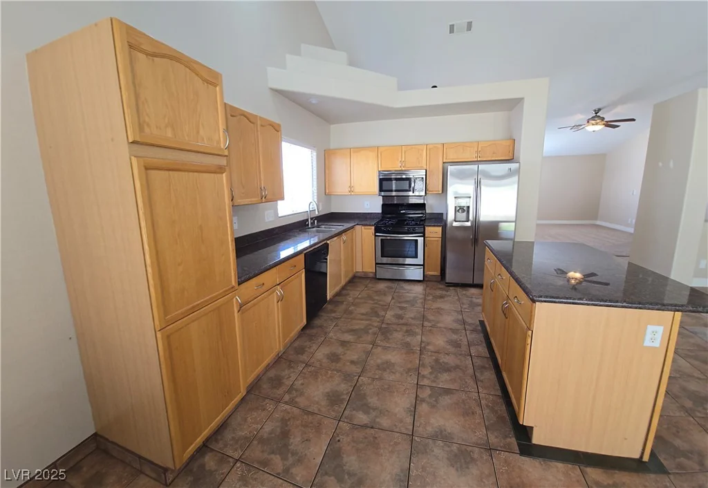 7417 Red Eagle, Las Vegas, NV 89131