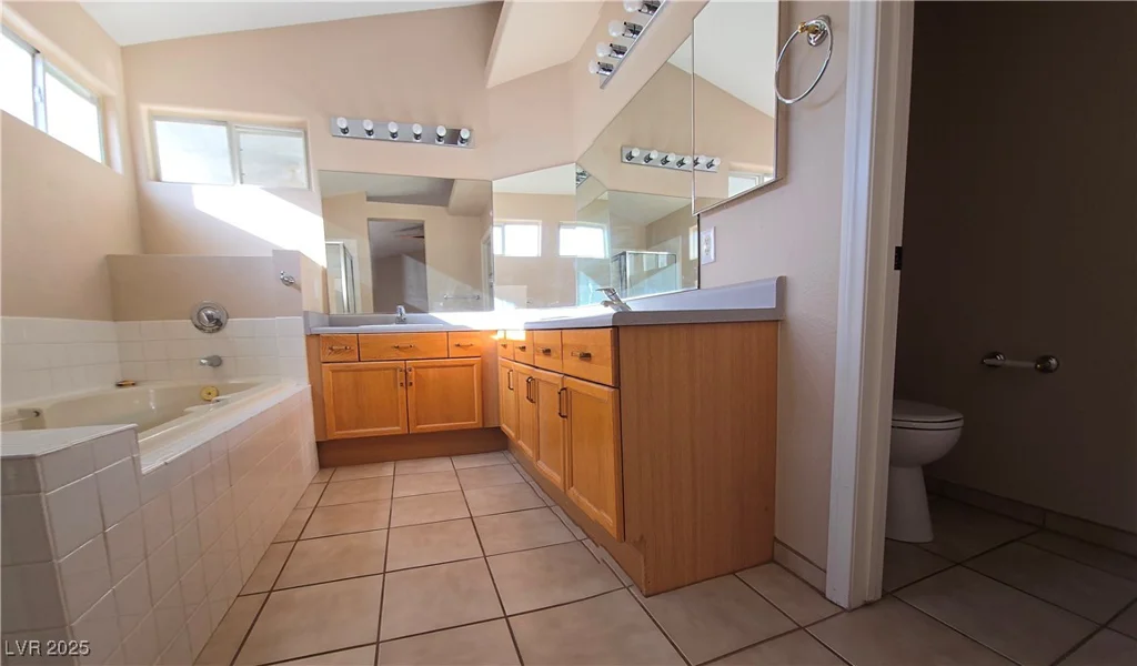 7417 Red Eagle, Las Vegas, NV 89131