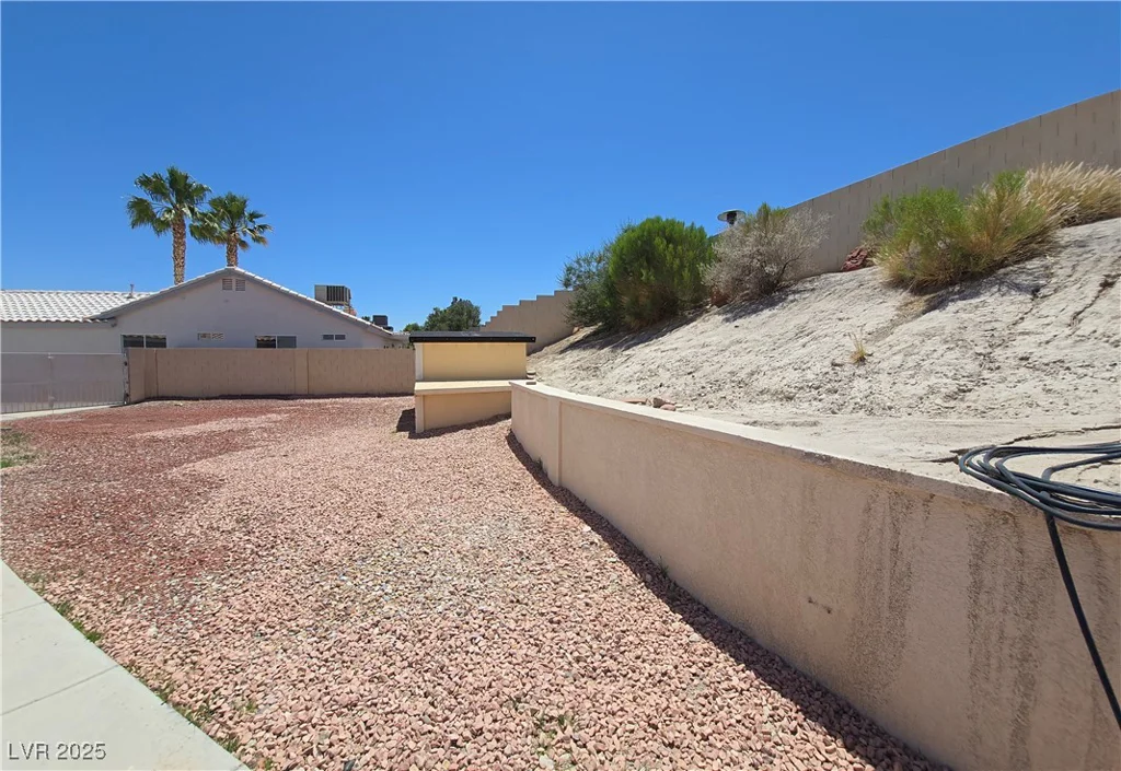 7417 Red Eagle, Las Vegas, NV 89131