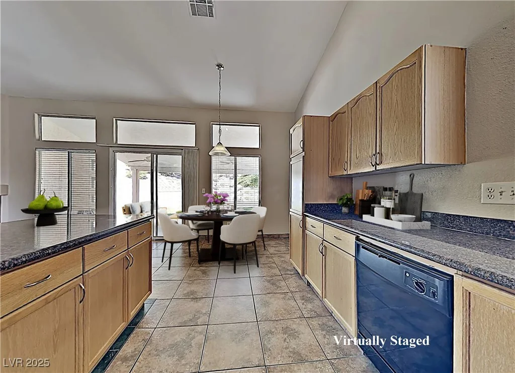 7417 Red Eagle, Las Vegas, NV 89131
