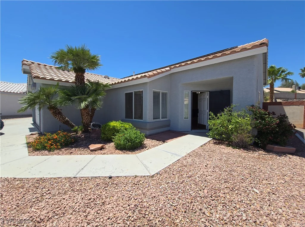 7417 Red Eagle, Las Vegas, NV 89131