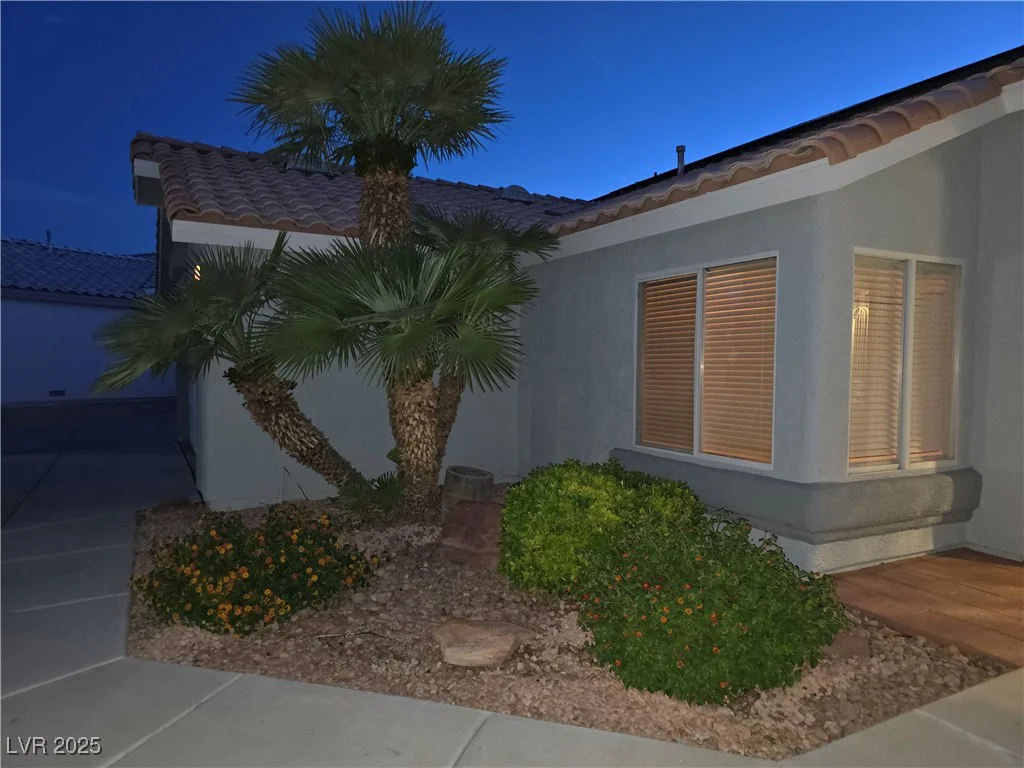 7417 Red Eagle, Las Vegas, NV 89131