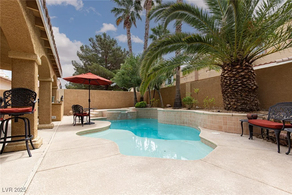 10325 Falls Church, Las Vegas, NV 89144