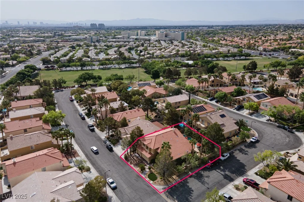 10325 Falls Church, Las Vegas, NV 89144