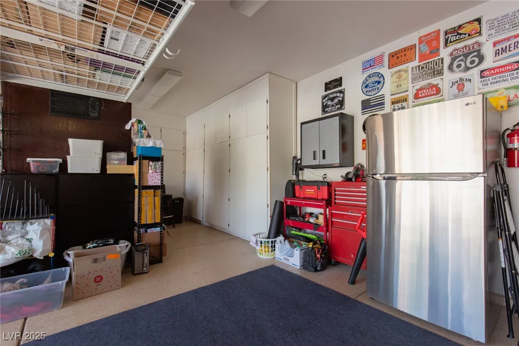 10325 Falls Church, Las Vegas, NV 89144