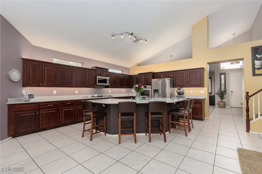 10325 Falls Church, Las Vegas, NV 89144