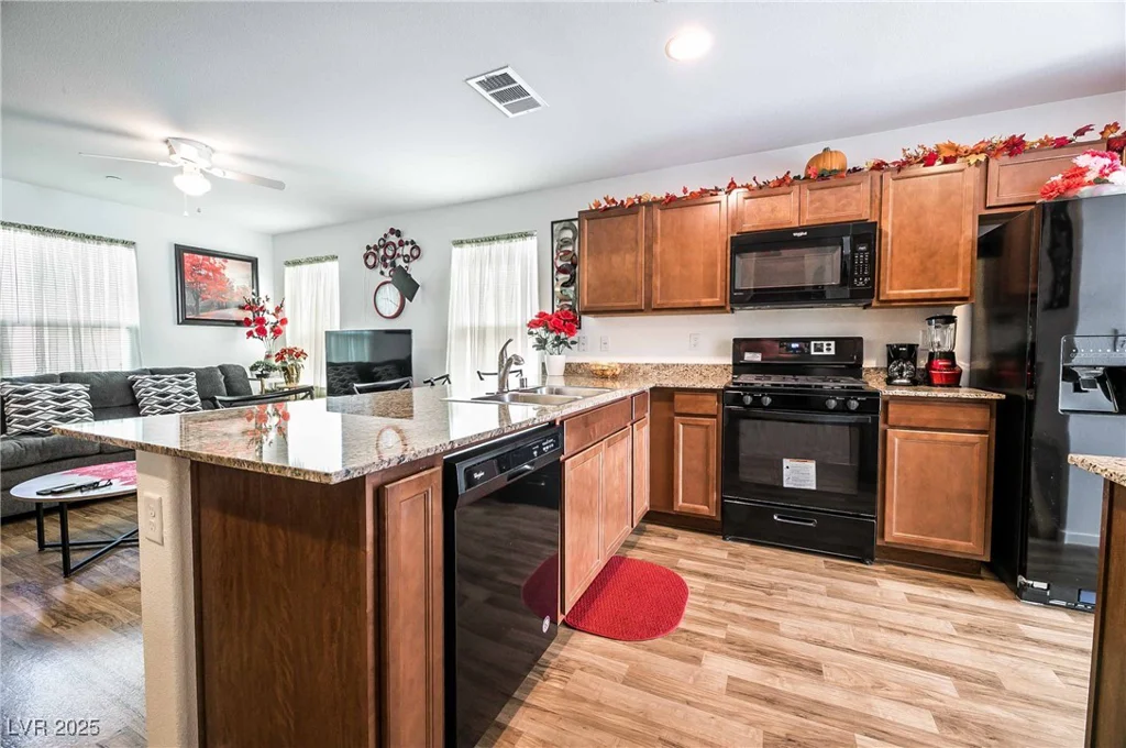 1035 Spotted Saddle, Henderson, NV 89015