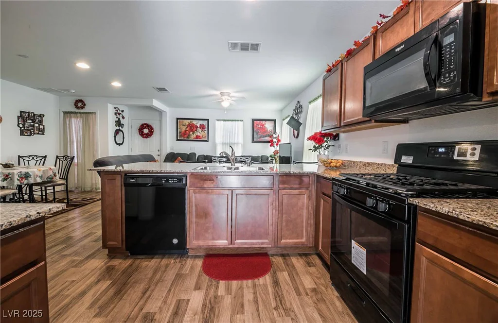 1035 Spotted Saddle, Henderson, NV 89015